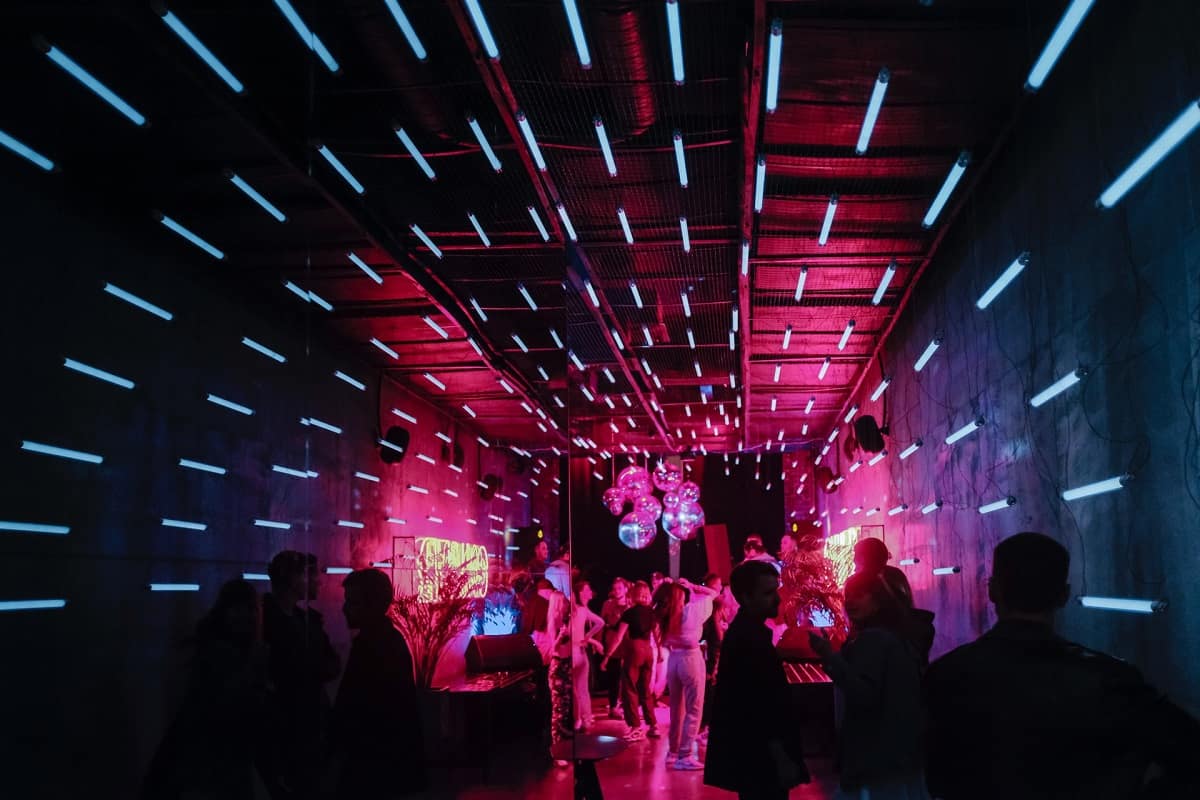 10 Interior Design Ideas For Nightclub 2022 C Plus Design